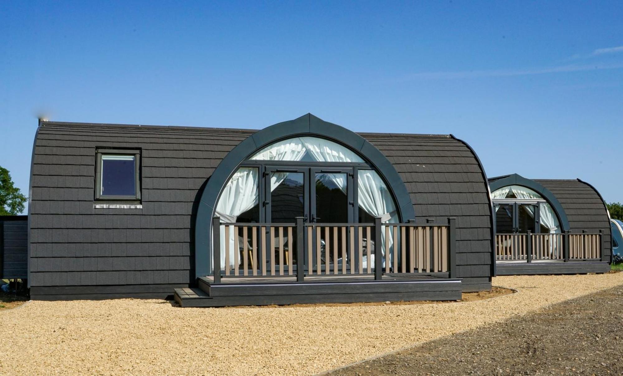 Caravan & Park