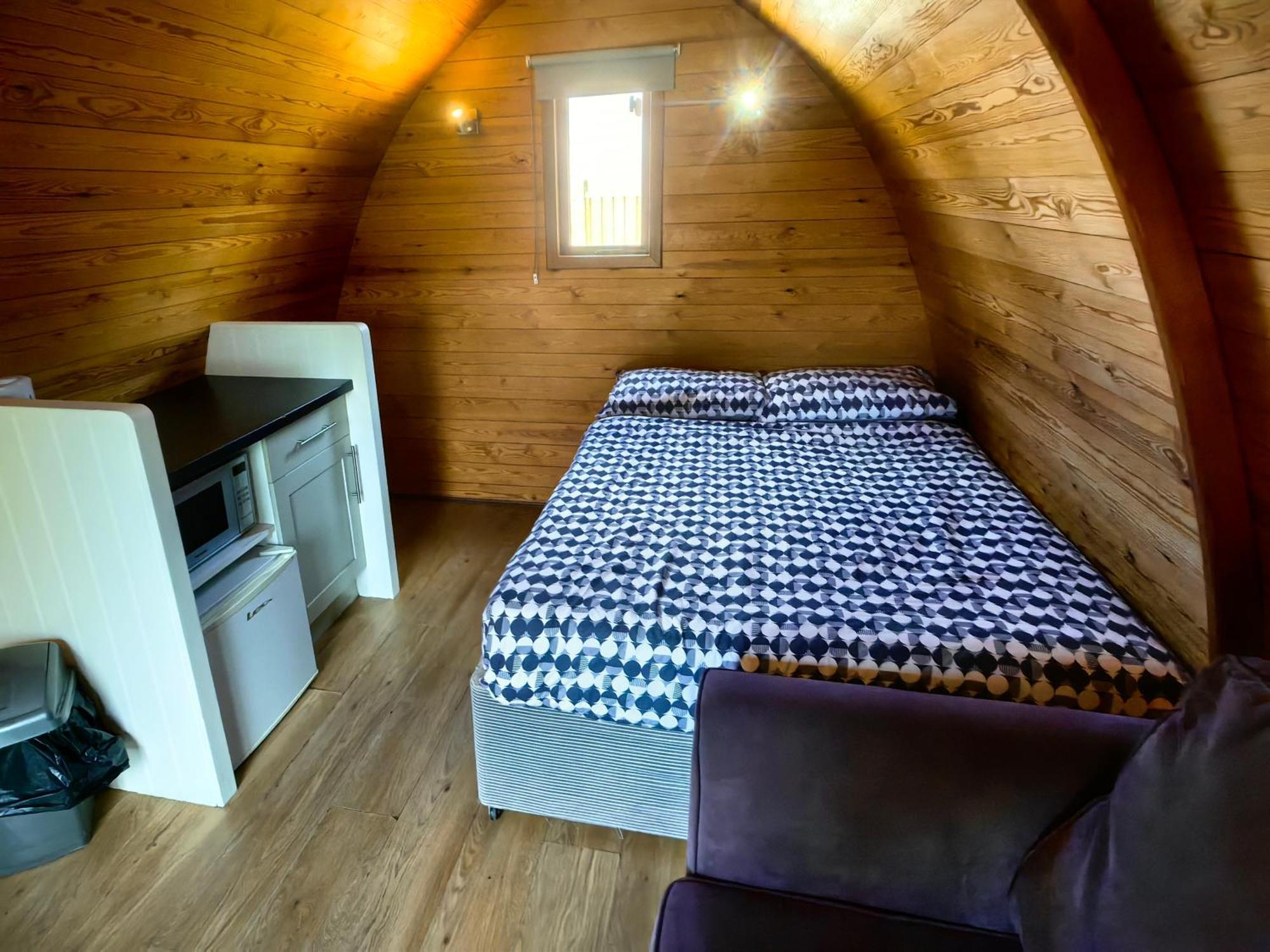Caravan & Park Campsite